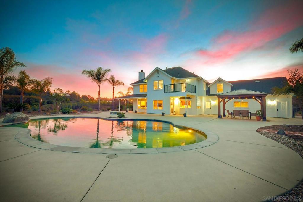 2951 Fairview