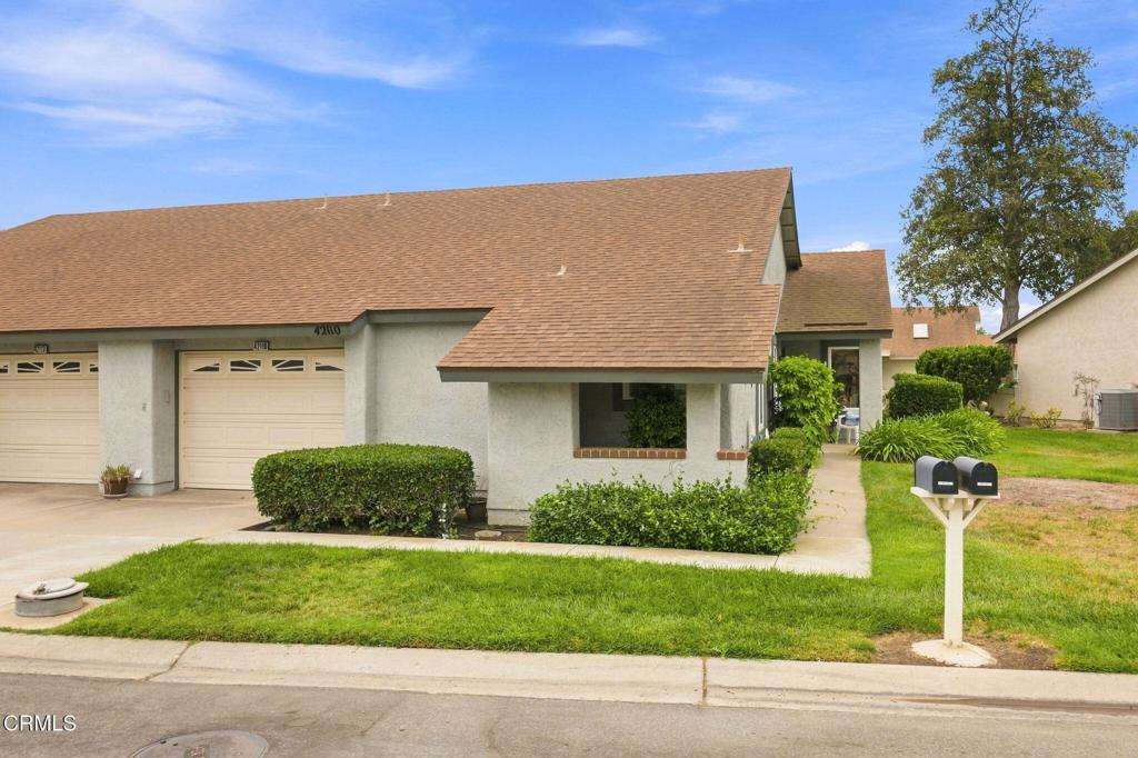 42110 Village 42