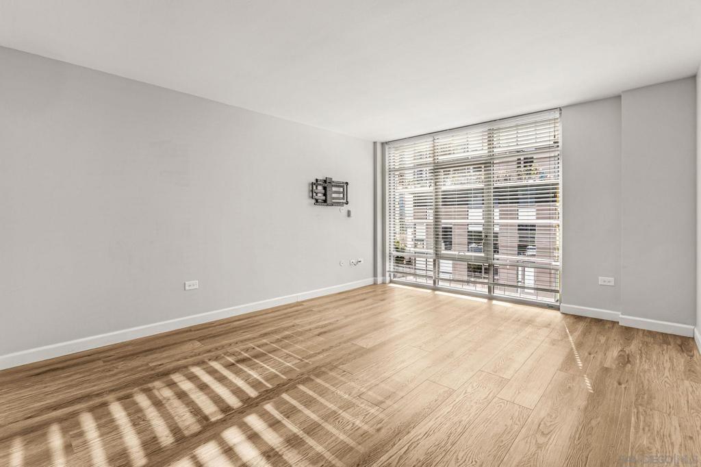 425 W Beech St St 805, San Diego CA 92101