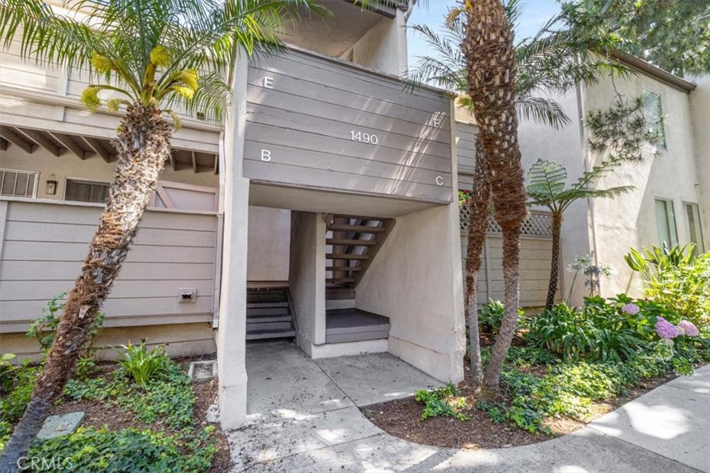1490 Cabrillo Park Drive B