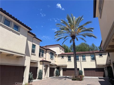 Photo of 220 Finch, Lake Forest, CA 92630 (MLS # OC26129879)