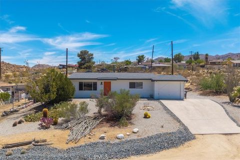 Photo of 61851 Sunburst Circle, Joshua Tree, CA 92252 (MLS # JT25169674)