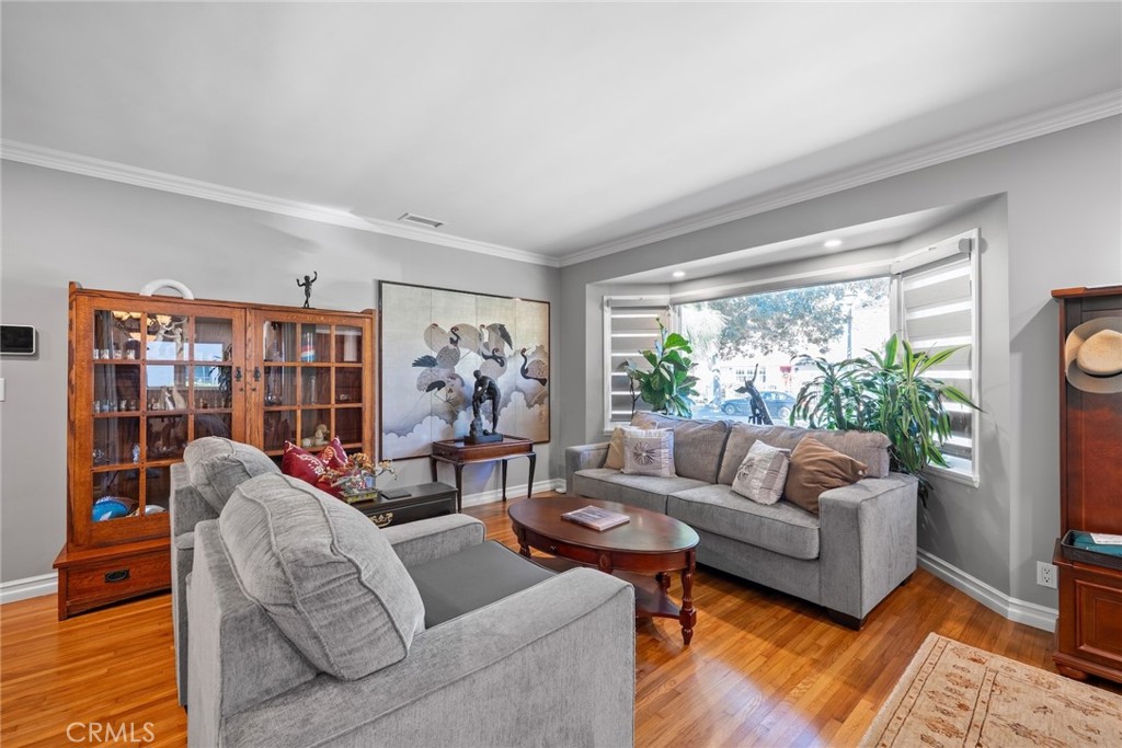 Alamitos Heights (AH) - Residential