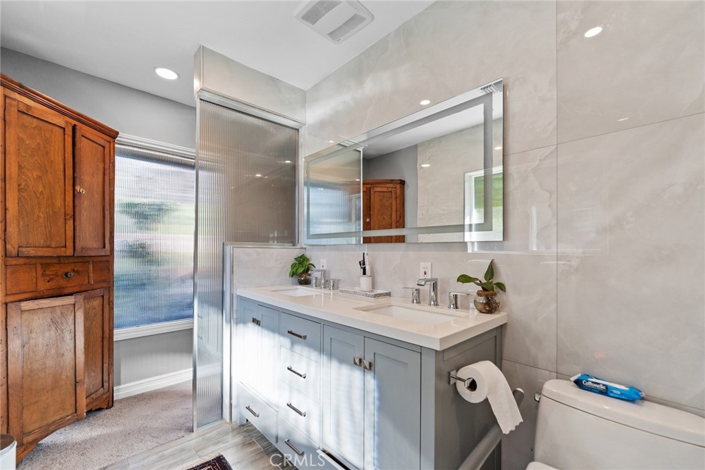 Alamitos Heights (AH) - Residential