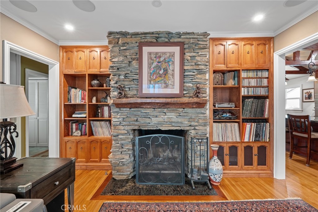 Alamitos Heights (AH) - Residential