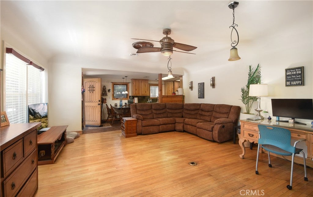 2525 Sepulveda