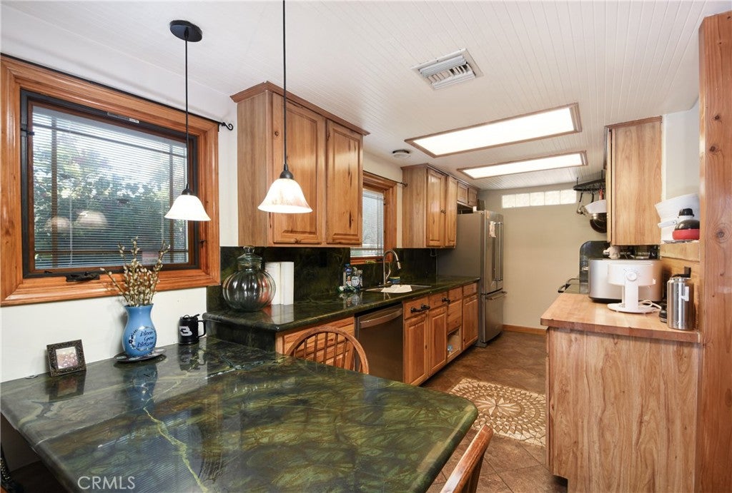 2525 Sepulveda