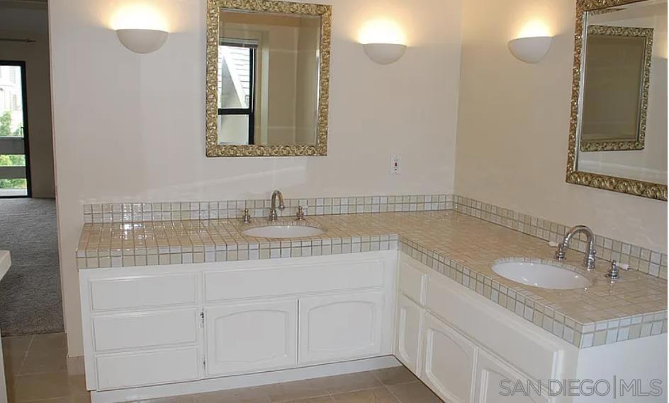 Rancho Santa Fe - Residential Lease