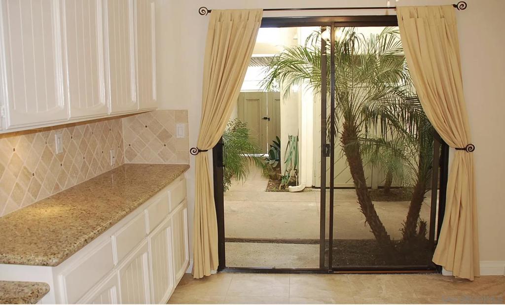 Rancho Santa Fe - Residential Lease