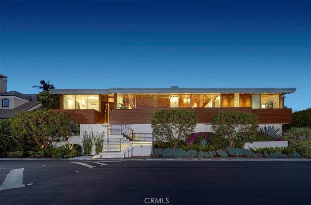 Photo of 2538 Monaco Drive, Laguna Beach, CA 92651 (MLS # NP26064641)