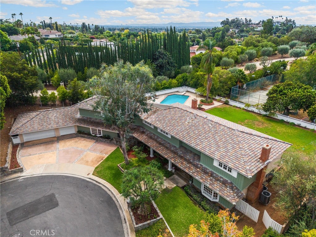 Photo of 1612 Wyndham Court RD, North Tustin, CA 92705 (MLS # PW26193995)