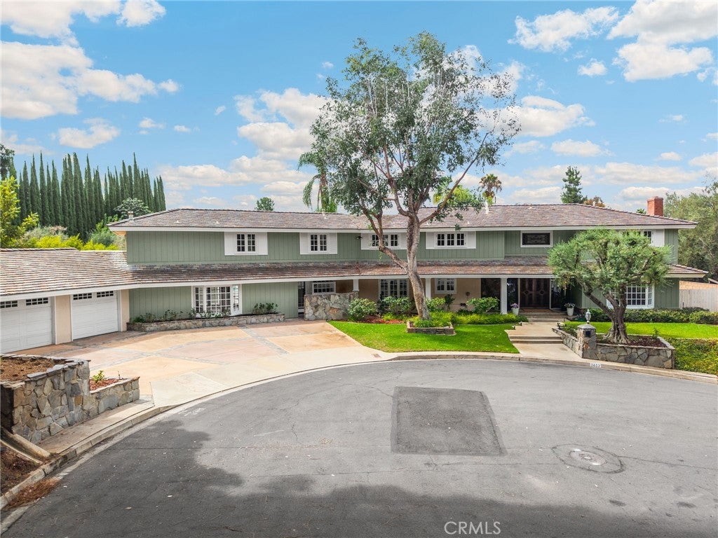 1612 Wyndham Court