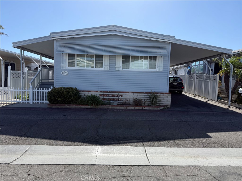 20701 Beach 103