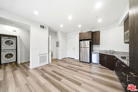 Photo of 1408 W WASHINGTON Boulevard #101, Los Angeles, CA 90007 (MLS # 26848287)