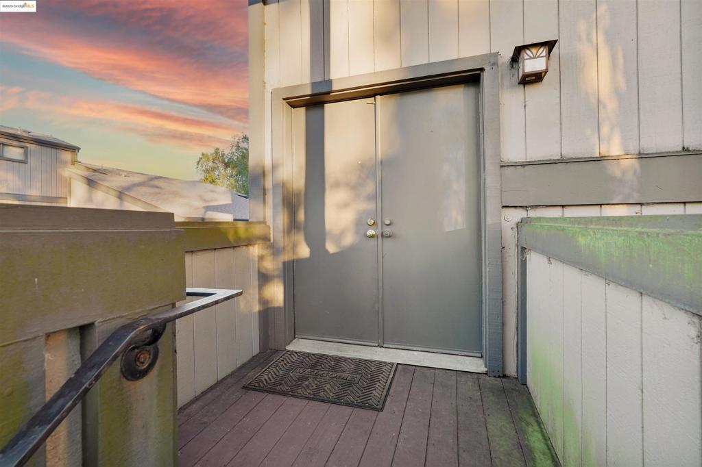 407 Vista Heights Rd