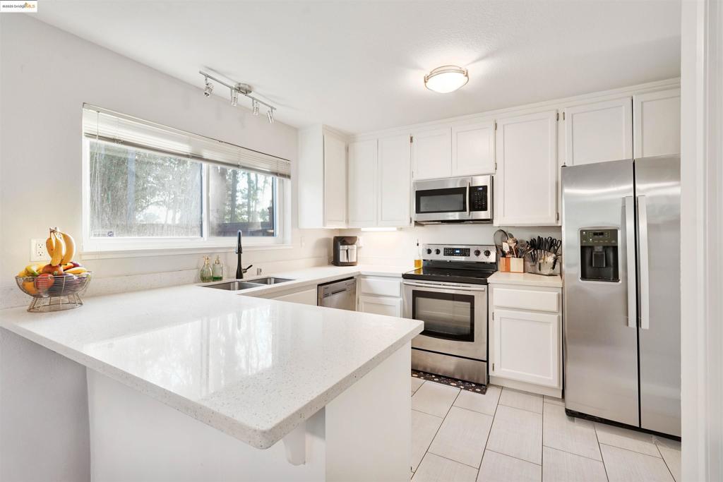 VILLA MIRA VISTA - Residential