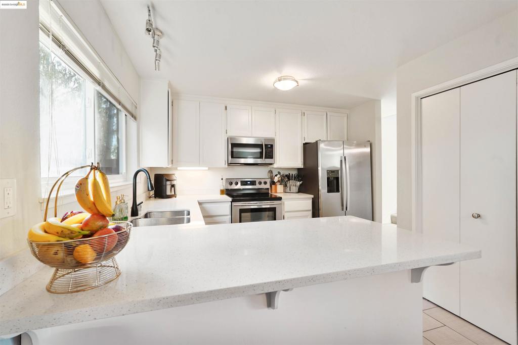 VILLA MIRA VISTA - Residential