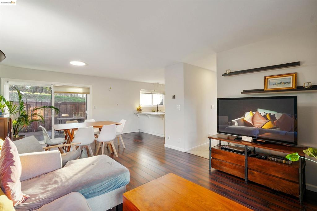 VILLA MIRA VISTA - Residential