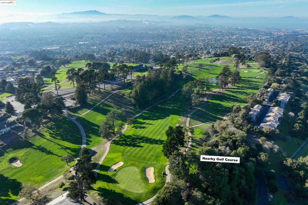 VILLA MIRA VISTA - Residential