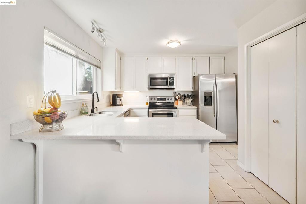 VILLA MIRA VISTA - Residential