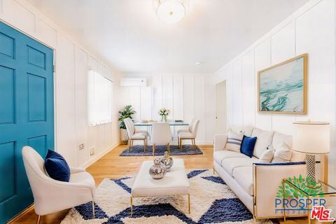 Photo of 314 N Venice Boulevard, Venice, CA 90291 (MLS # 26806133)
