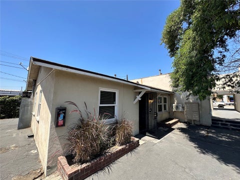 Photo of 936 W Foothill Boulevard #02, Azusa, CA 91702 (MLS # CV26234439)