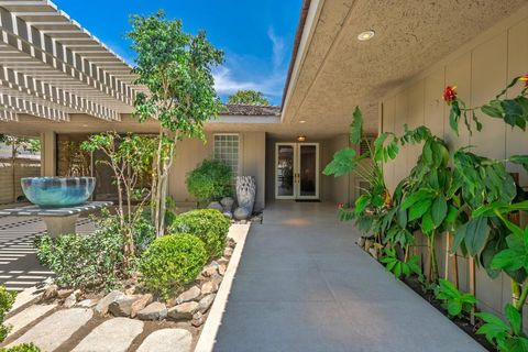 Photo of 42 Lafayette Drive, Rancho Mirage, CA 92270 (MLS # 219149007PS)
