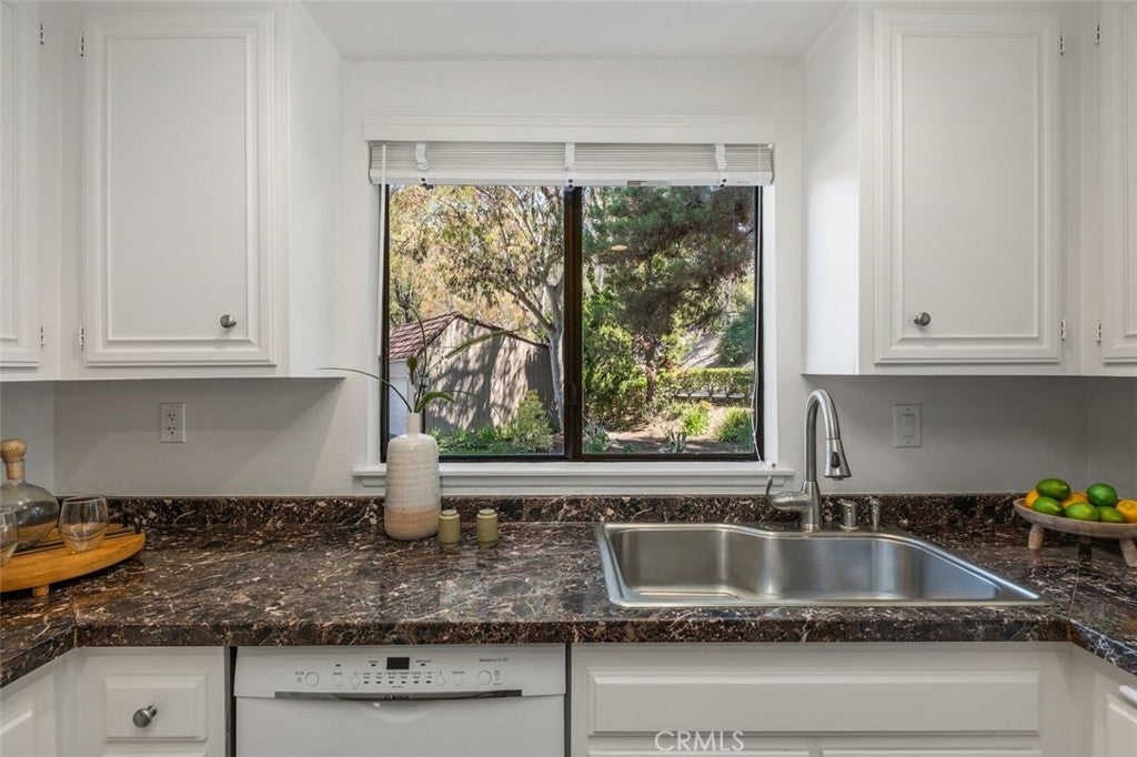 31383 E Nine Drive, Laguna Niguel CA 92677 - Photo 11