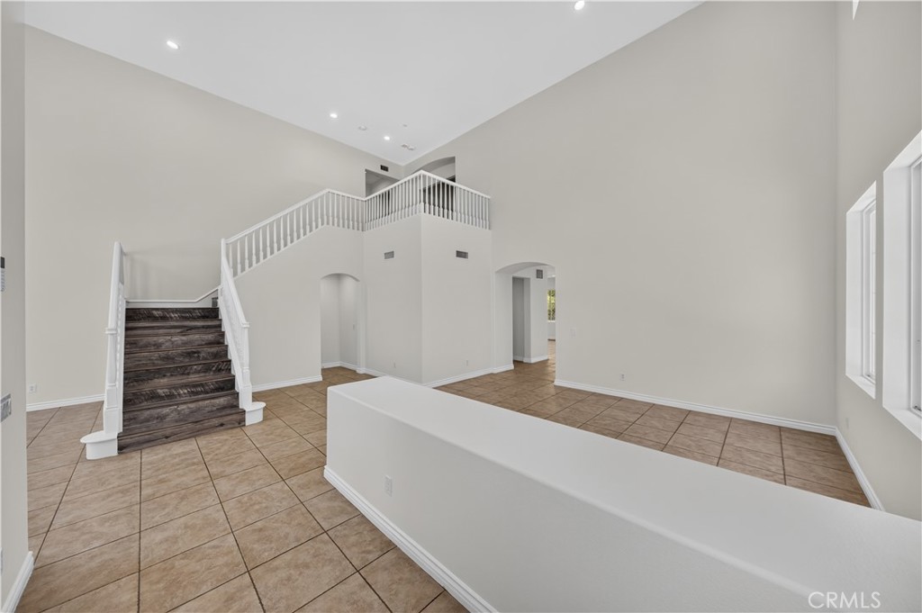 17 Turning Leaf Way