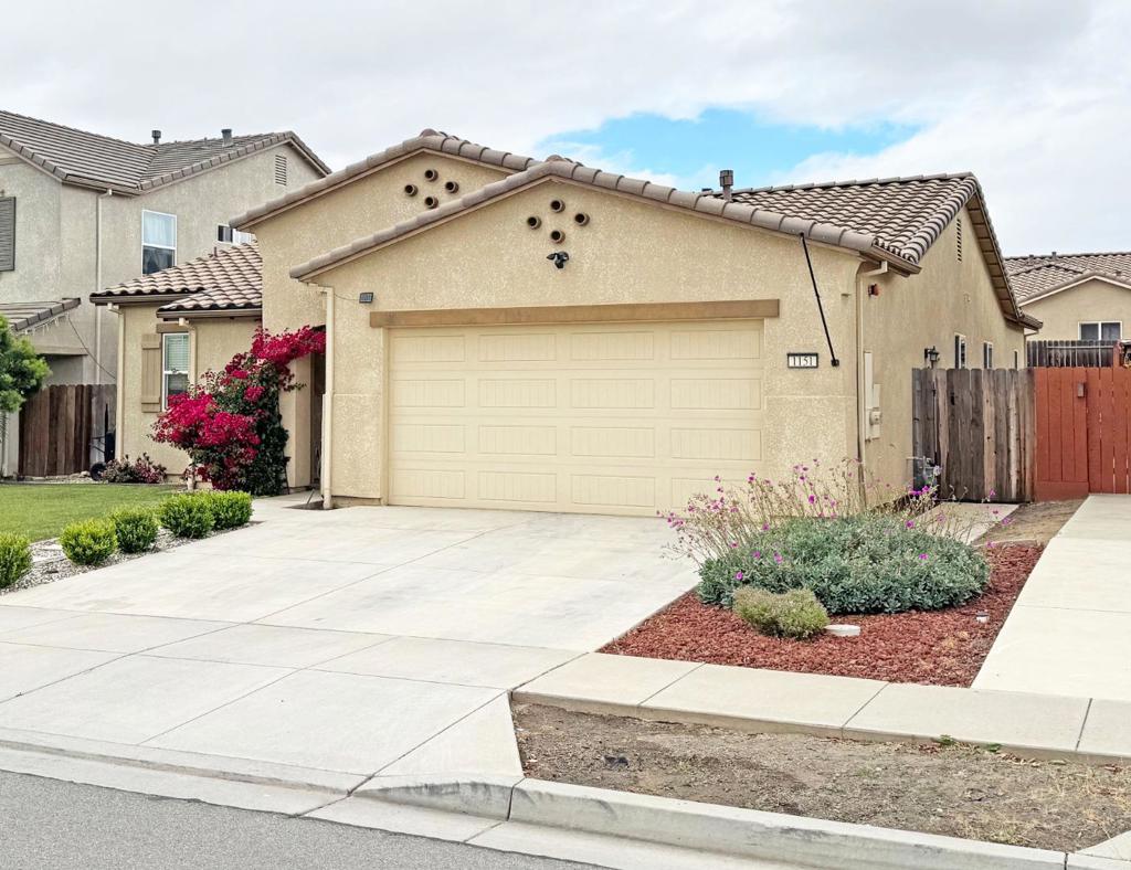 1151 La Colina Street