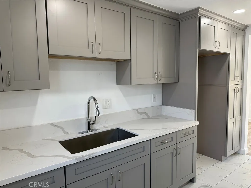 Inglewood, California 90304, United States, 3 Bedrooms Bedrooms, ,2 BathroomsBathrooms,Residential,Active,18403