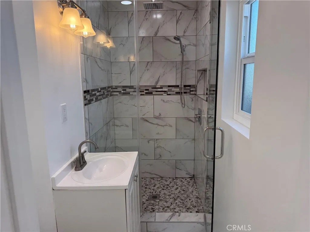 Inglewood, California 90304, United States, 3 Bedrooms Bedrooms, ,2 BathroomsBathrooms,Residential,Active,18403