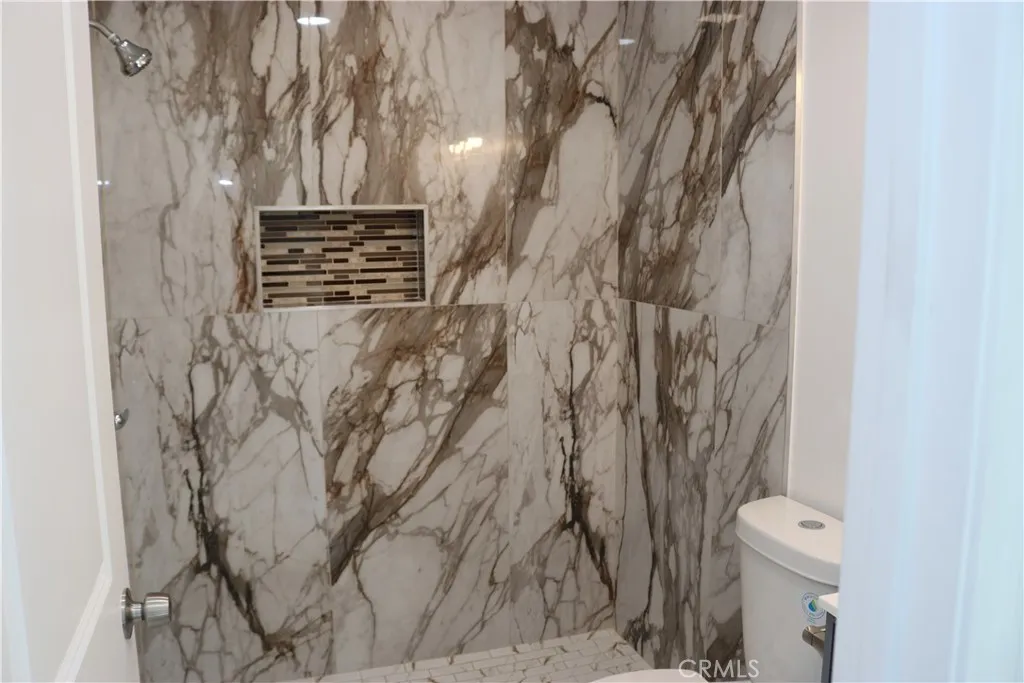 Inglewood, California 90304, United States, 3 Bedrooms Bedrooms, ,2 BathroomsBathrooms,Residential,Active,18403