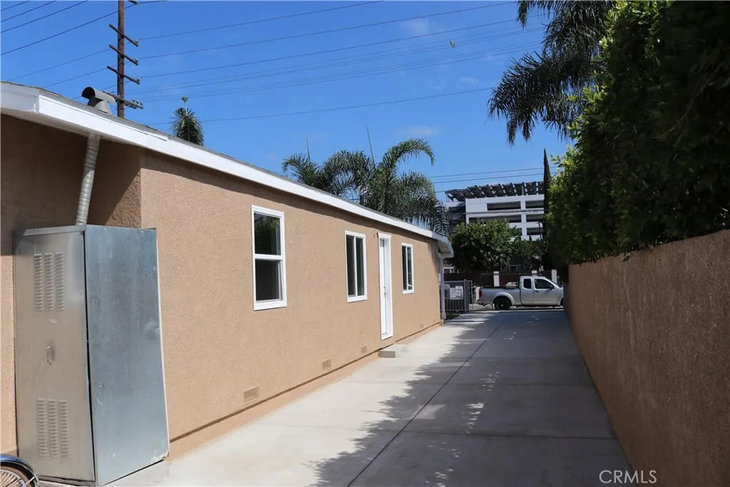 Inglewood, California 90304, United States, 3 Bedrooms Bedrooms, ,2 BathroomsBathrooms,Residential,Active,18403