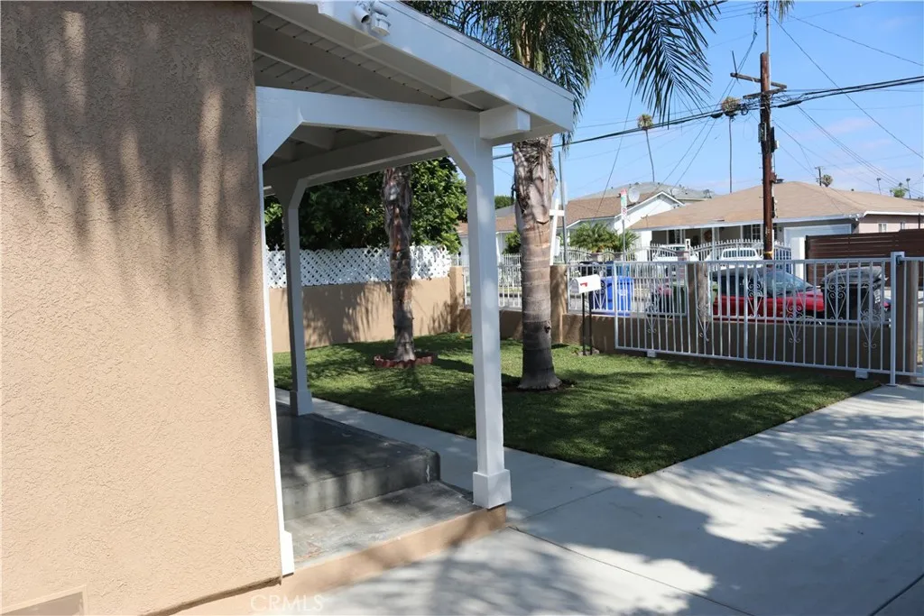 Inglewood, California 90304, United States, 3 Bedrooms Bedrooms, ,2 BathroomsBathrooms,Residential,Active,18403