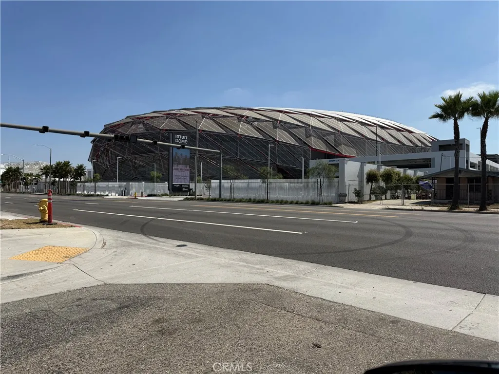 Inglewood, California 90304, United States, 3 Bedrooms Bedrooms, ,2 BathroomsBathrooms,Residential,Active,18403