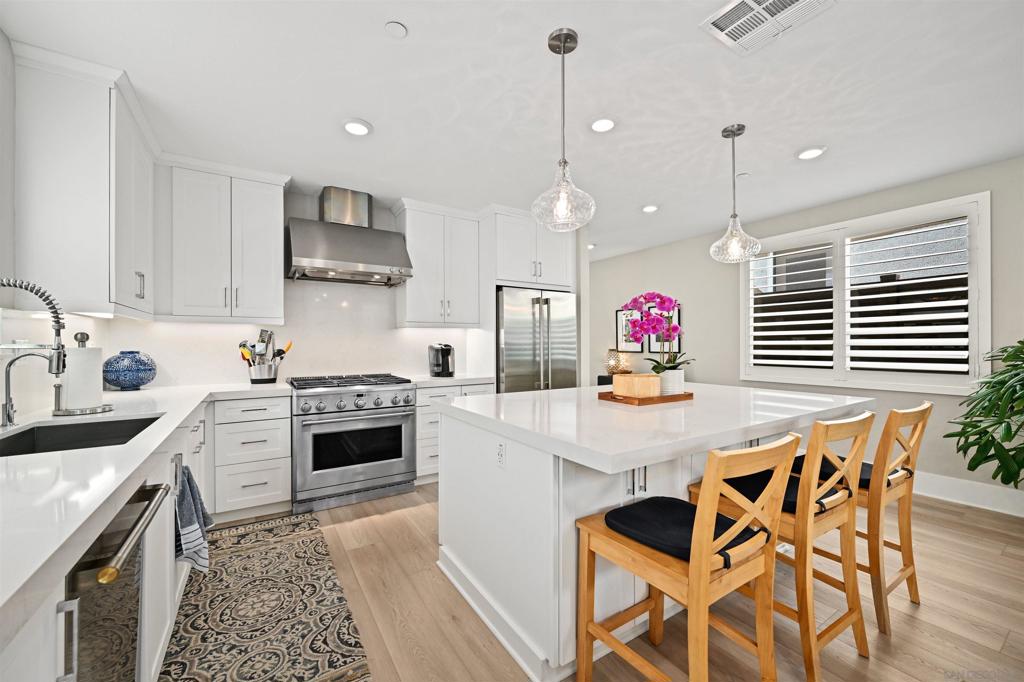 3955 Shasta St