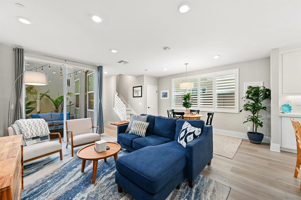 3955 Shasta St