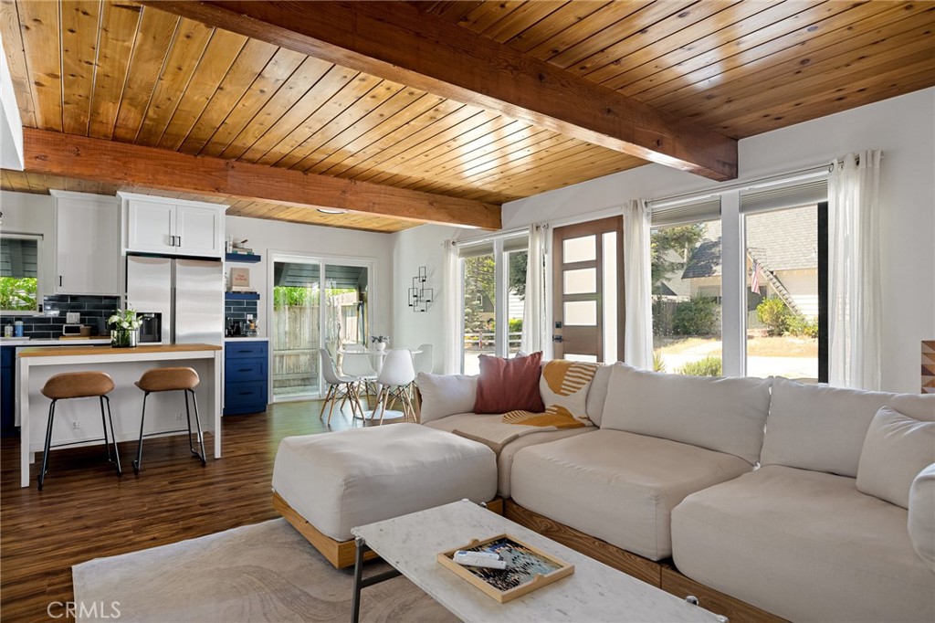 345 Maple Drive