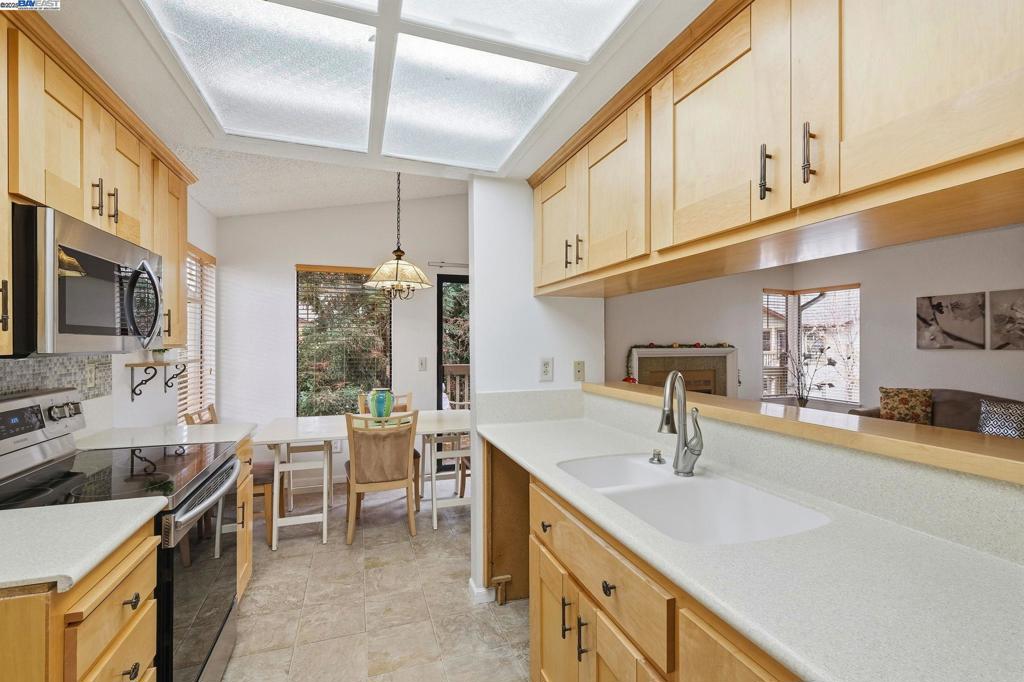 CHERRY GUARDINO - Residential