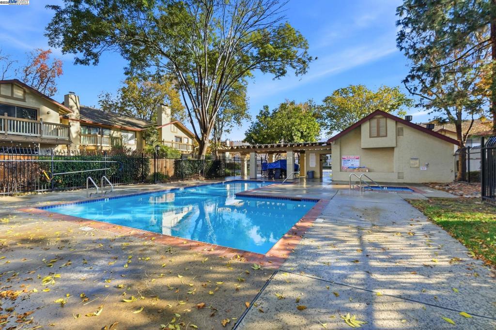 CHERRY GUARDINO - Residential