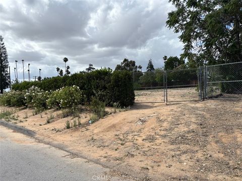 Photo of 0 Elm, Redlands, CA 92373 (MLS # IG26156325)