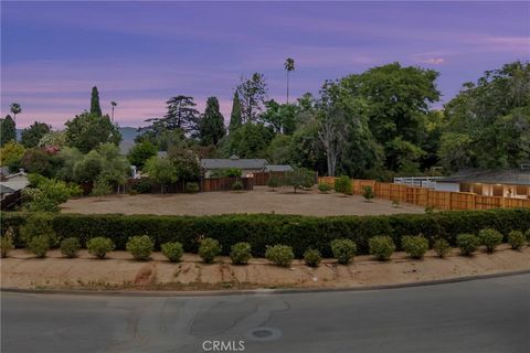 Photo of 0 Elm, Redlands, CA 92373 (MLS # IG26156325)