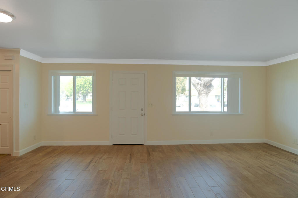 728 W Hemlock Street