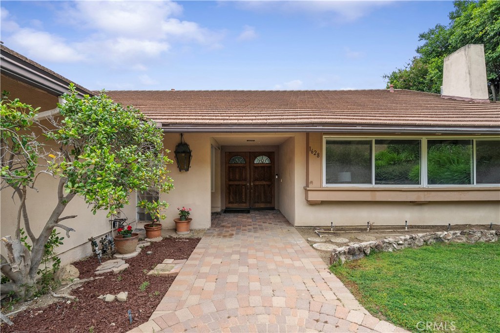 1628 Fox Glen Drive
