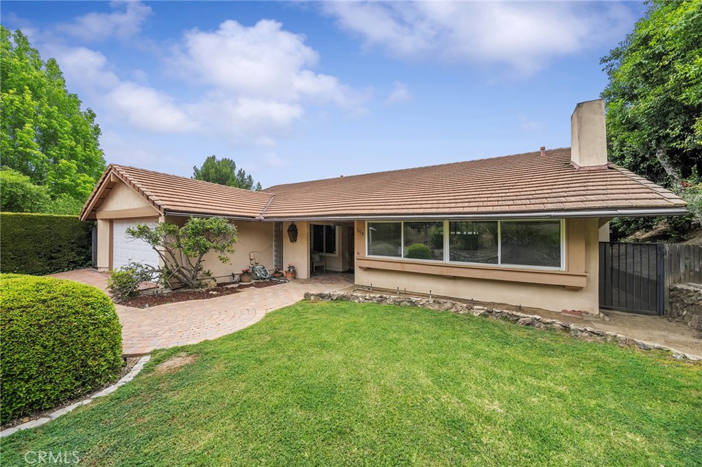 1628 Fox Glen Drive