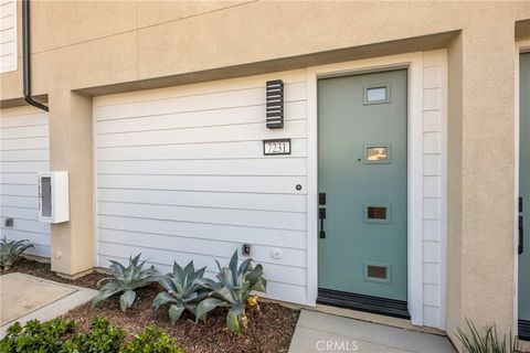 Photo of 7231 Alchemy Circle, Huntington Beach, CA 92647 (MLS # OC26005919)