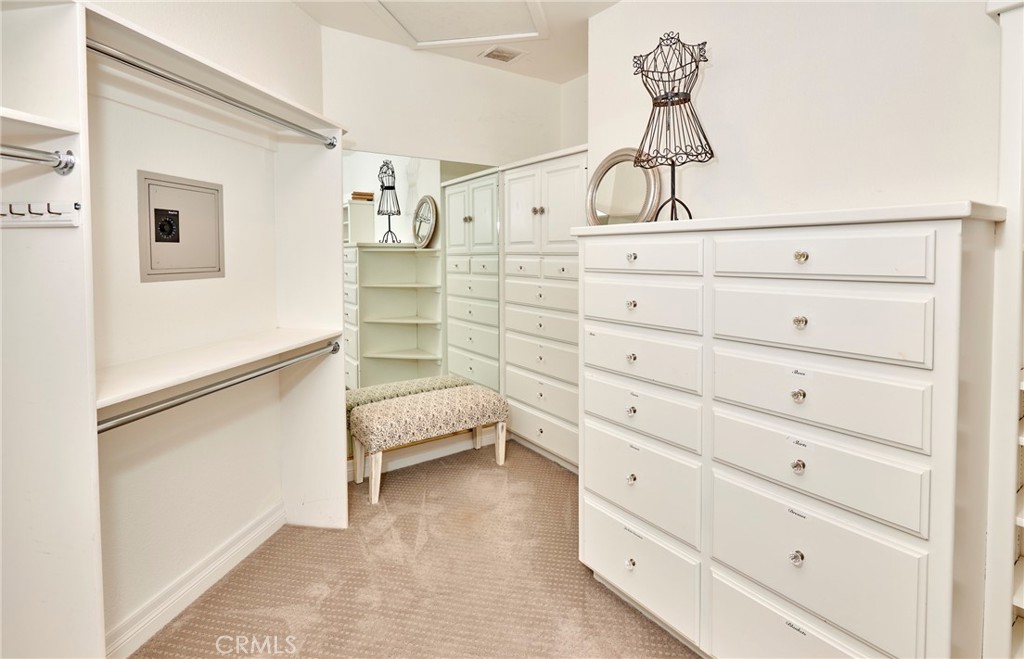 Los Ranchos Estates (LRE) - Residential