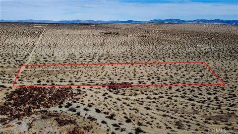 Photo of 0 Sunny Sands Drive, Joshua Tree, CA 92252 (MLS # ND26090377)