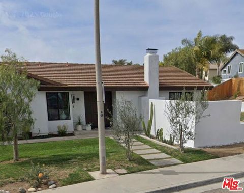 Photo of 1864 Hill Top Lane, Encinitas, CA 92024 (MLS # 26830089)